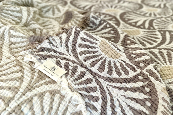 Jacquard Muslin Bed Blanket King/Queen-Beige Brown Flower