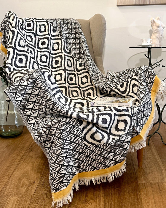 Jacquard Throw Blanket